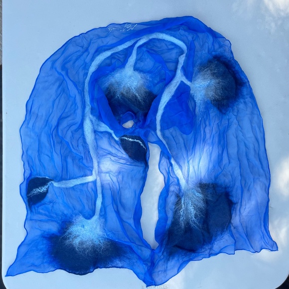 MaKanuda Sheer Silk & Merino Wool Scarf - Picture 1 of 5